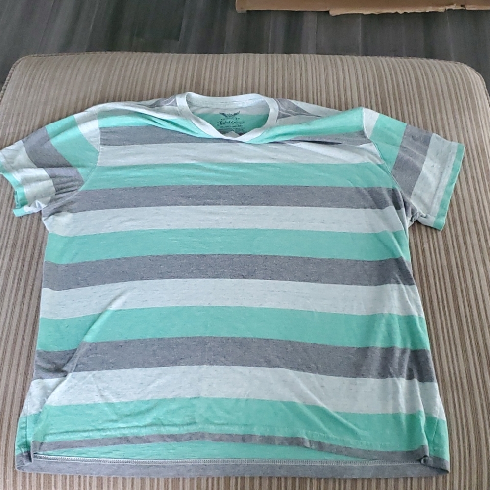 Mens XL T-Shirt